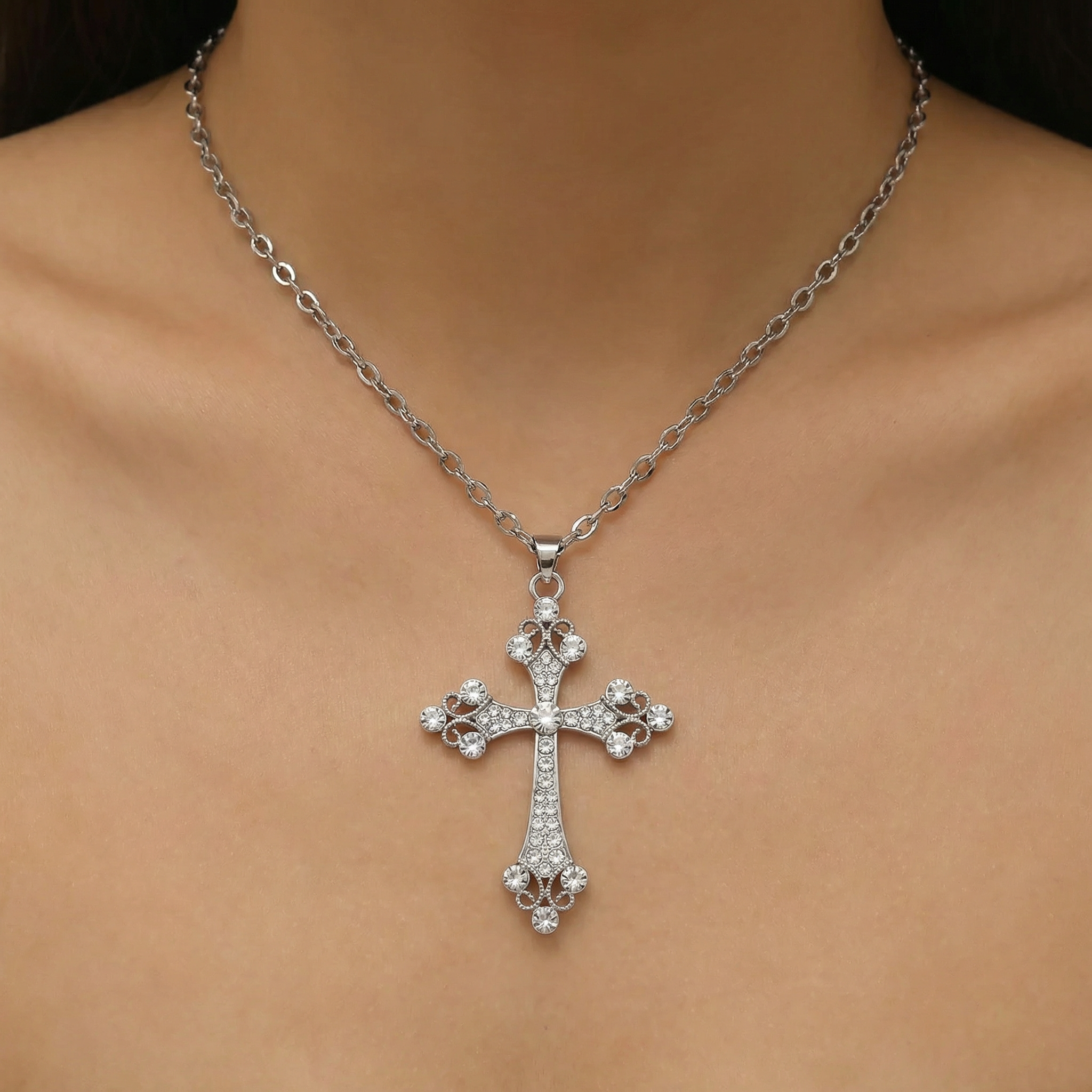 Big Silver Color Cross Pendant Necklace Crystal Rhinestone Long Chain Necklace For Women Hip Hop Fashion Jewelry Nke-H77